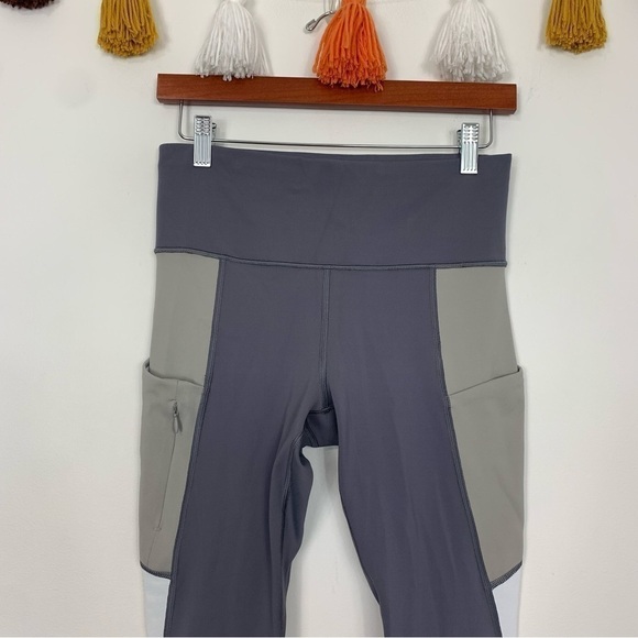 Athleta Up For Anything 7/8 Tight Colorblock Leggings Size Small - Picture 4 of 15